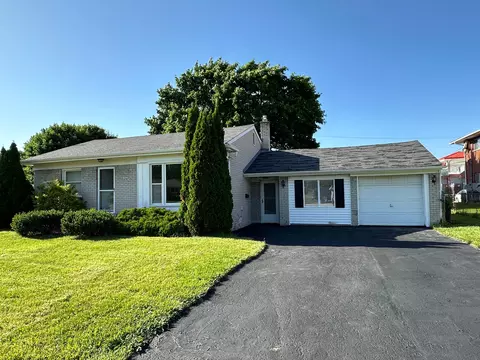 28676 Pardo St, Garden City, MI 48135