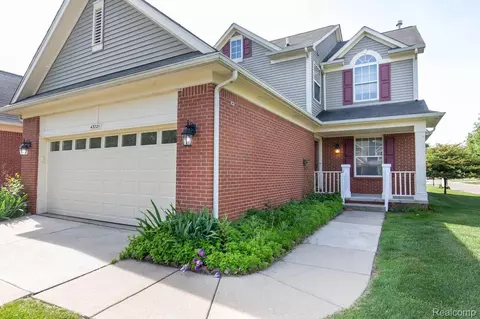 43721 Cherrywood Ln, Canton, MI 48188
