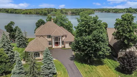 5961 Hartford Way, Genoa, MI 48116