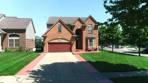 6923 S Central Park, Shelby Township, MI 48317