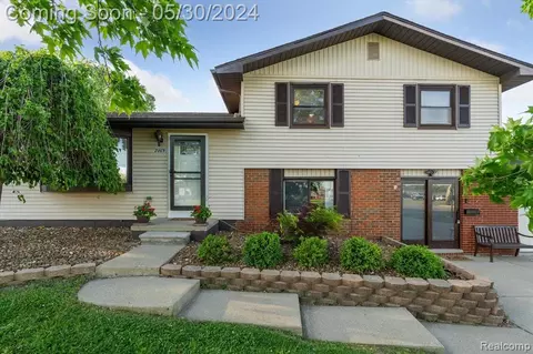 24630 Van Horn Rd, Flat Rock, MI 48134