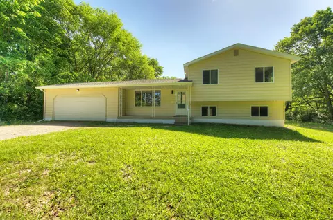 9600 Oakhurst Rd, Rose, MI 48442