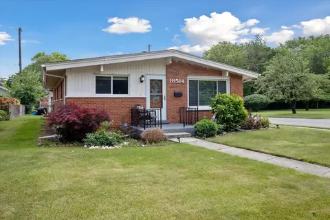18514 Flamingo Blvd, Livonia, MI 48152