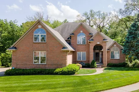 6894 Lancewood, Shelby Township, MI 48316