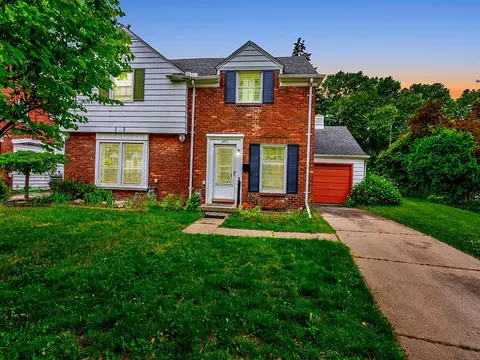 3871 Brewster St, Dearborn, MI 48120
