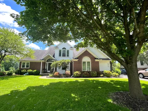 4952 Stillmeadow Dr, Genoa, MI 48843