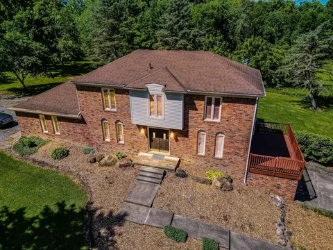 54415 9 Mile Rd, Northville, MI 48167