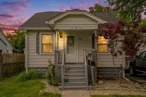 957 Cameron Ave, Pontiac, MI 48340