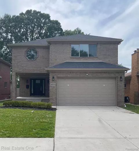 6833 Fenton St, Dearborn Heights, MI 48127