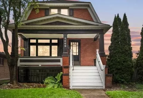 1469 Oak St, Wyandotte, MI 48192
