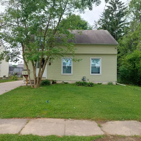 17520 Matthews St, Riverview, MI 48193