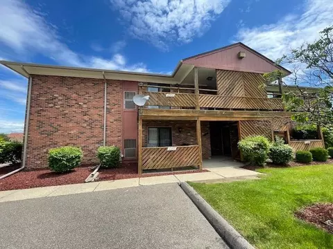 16506 Clarkson Dr, Fraser, MI 48026