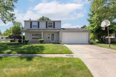 3330 Girard Dr, Warren, MI 48092
