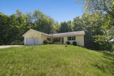 5920 Hay Rake Hollow Crt Ct, Iosco, MI 48137