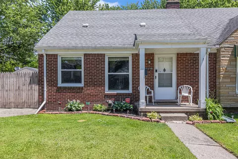 23740 Brittany Ave, Eastpointe, MI 48021