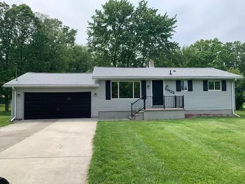 9123 N Lewis Rd, Thetford, MI 48420