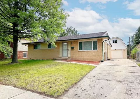 8732 Holly Dr, Canton, MI 48187