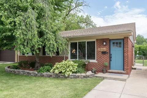 28464 Aberdeen St, Southfield, MI 48076