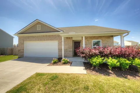 4167 Woodchuck Ln, Swartz Creek, MI 48473