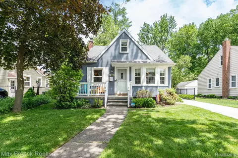 1212 Butternut Ave, Royal Oak, MI 48073