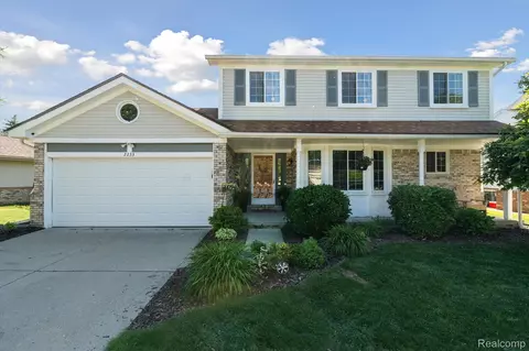 2233 Brookhaven Rd, Canton, MI 48188
