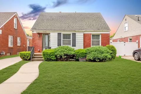3346 Mckinley St, Dearborn, MI 48124