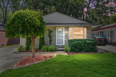 6130 N Walton St, Westland, MI 48185