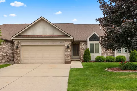 15855 Nadina Ln, Clinton Township, MI 48038