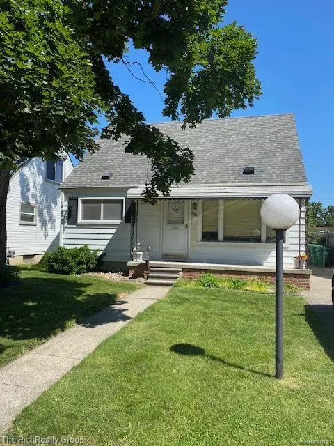 28564 Rush St, Garden City, MI 48135