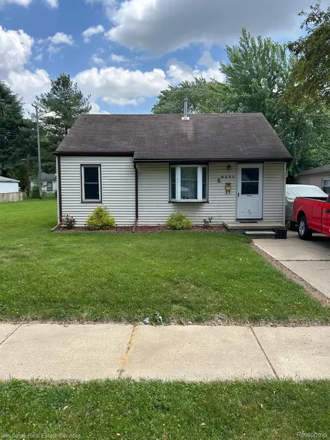6521 Buck St, Taylor, MI 48180