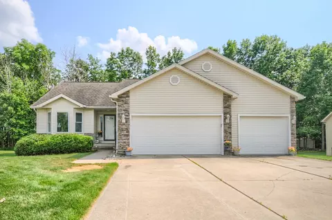 7147 Saratoga Dr, Clayton, MI 48532