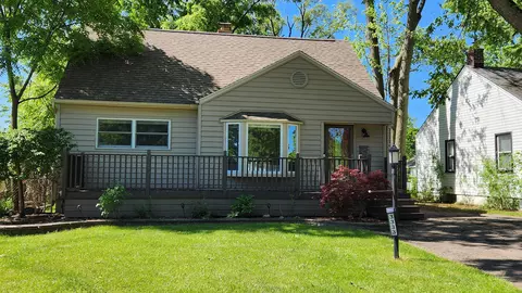 3333 Normandy Rd, Royal Oak, MI 48073