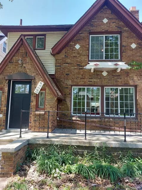 16219 Cherrylawn St, Detroit, MI 48221