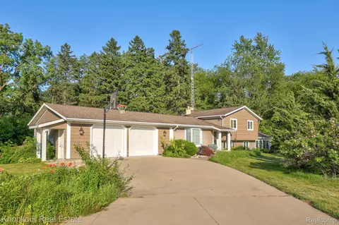 7051 Barkley Rd, Tuscola, MI 48768
