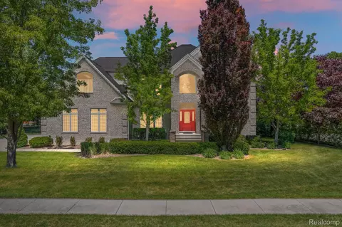 3366 Shorewood Ave, Fort Gratiot, MI 48059