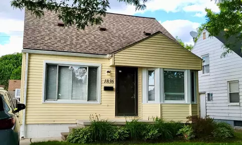 1836 Montie Rd, Lincoln Park, MI 48146