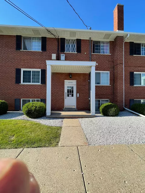 8150 Crestview Dr #M7, Sterling Heights, MI 48312