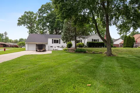 1515 Hubbard St, Garden City, MI 48135