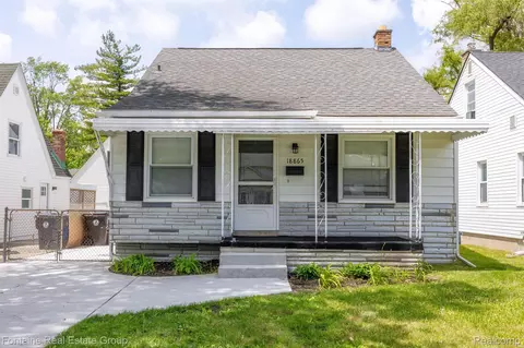 18865 Sumner, Redford, MI 48240