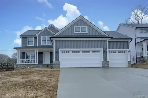 720 1st St, Milford, MI 48381