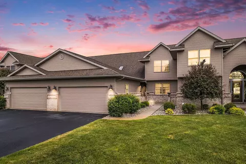 2373 Crossings Cir, Davison, MI 48423