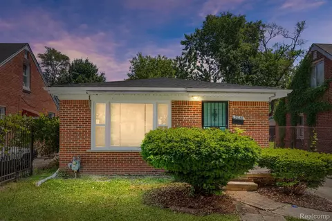 9038 Patton St, Detroit, MI 48228