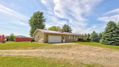 2642 Ringle Rd, Juniata, MI 48768