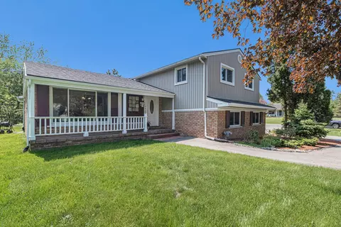 3983 Normanwood, West Bloomfield, MI 48323