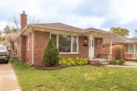 6912 Colonial St, Dearborn Heights, MI 48127