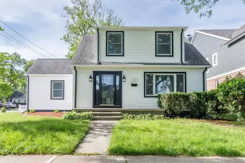 1572 Webster St, Birmingham, MI 48009