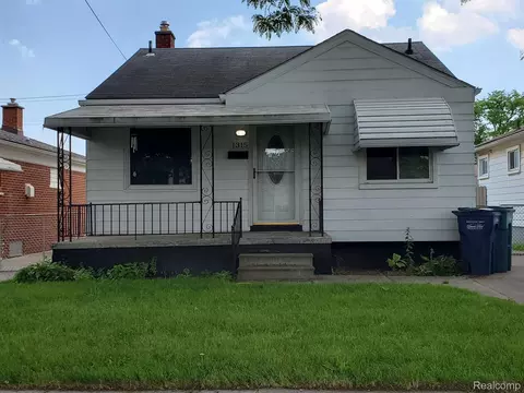1315 Wilson Ave, Lincoln Park, MI 48146