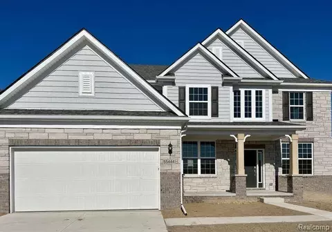 55444 Beacon Shore Dr, Utica, MI 48315
