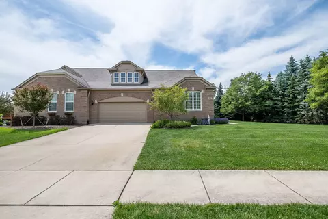 49290 Freestone Dr, Northville, MI 48168