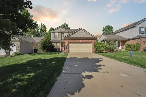 4197 Sonata Dr, Howell, MI 48843